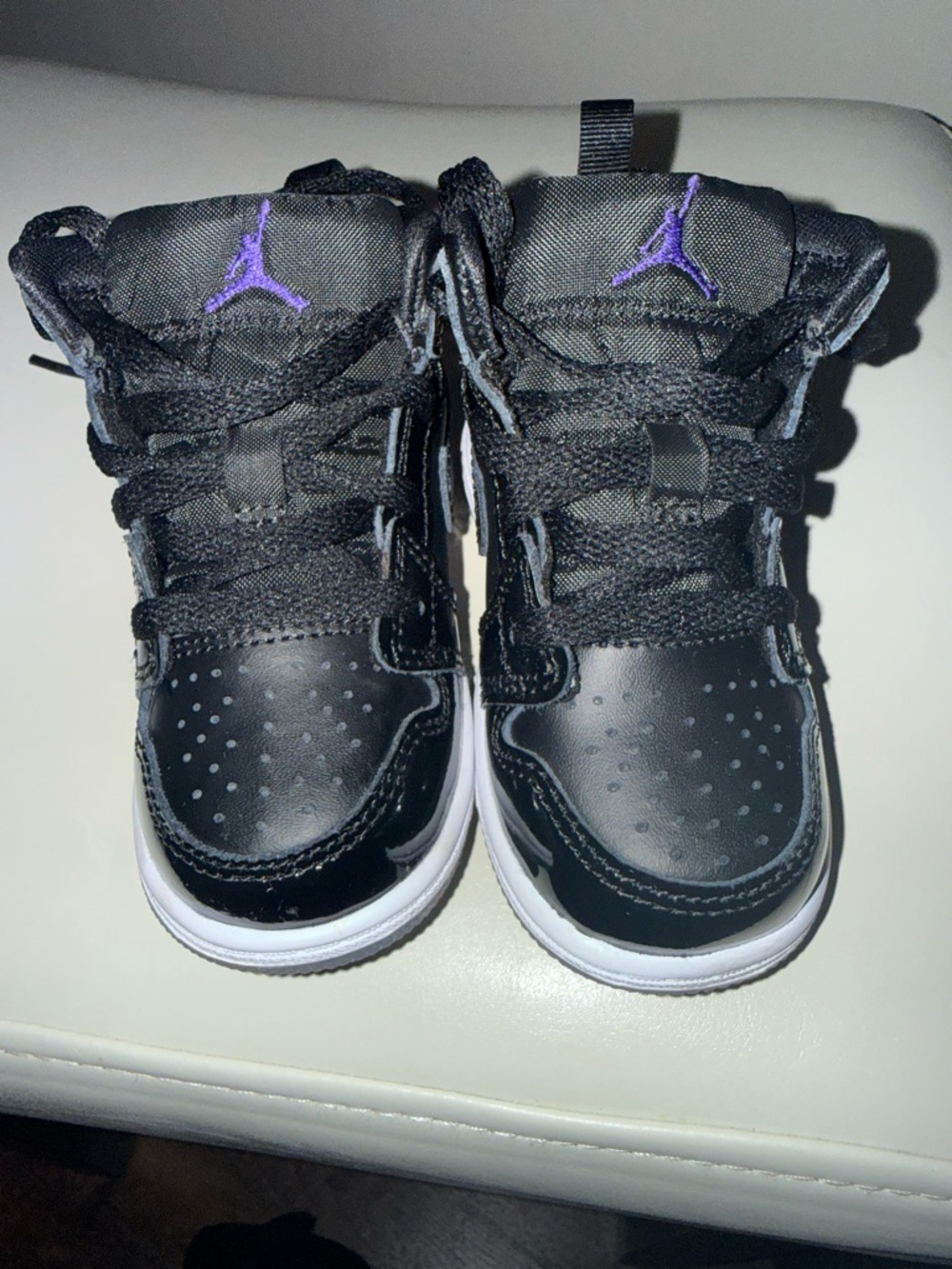 Jordan 1 toddlers Black Patent Leather High-Top Sneakers